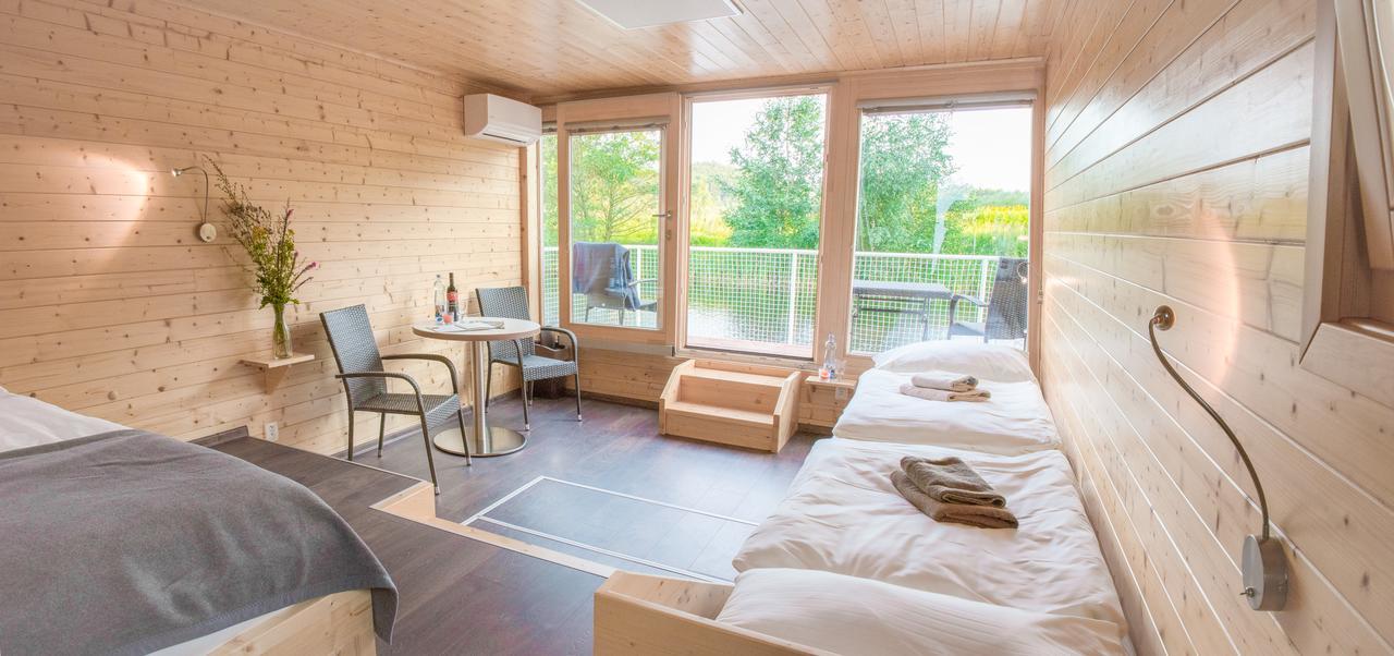 Hausboaty Ypsilon Golf Liberec Hotel Fojtka Eksteriør billede